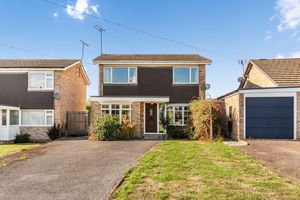 Cherrys Close Bloxham
